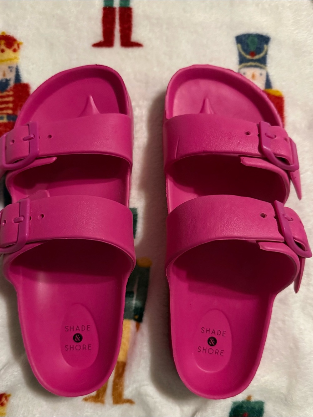 Shade & Shore womens Hot Pink Double-Buckle Sandals